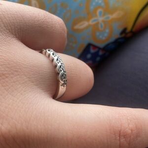 cute & simple silver ring